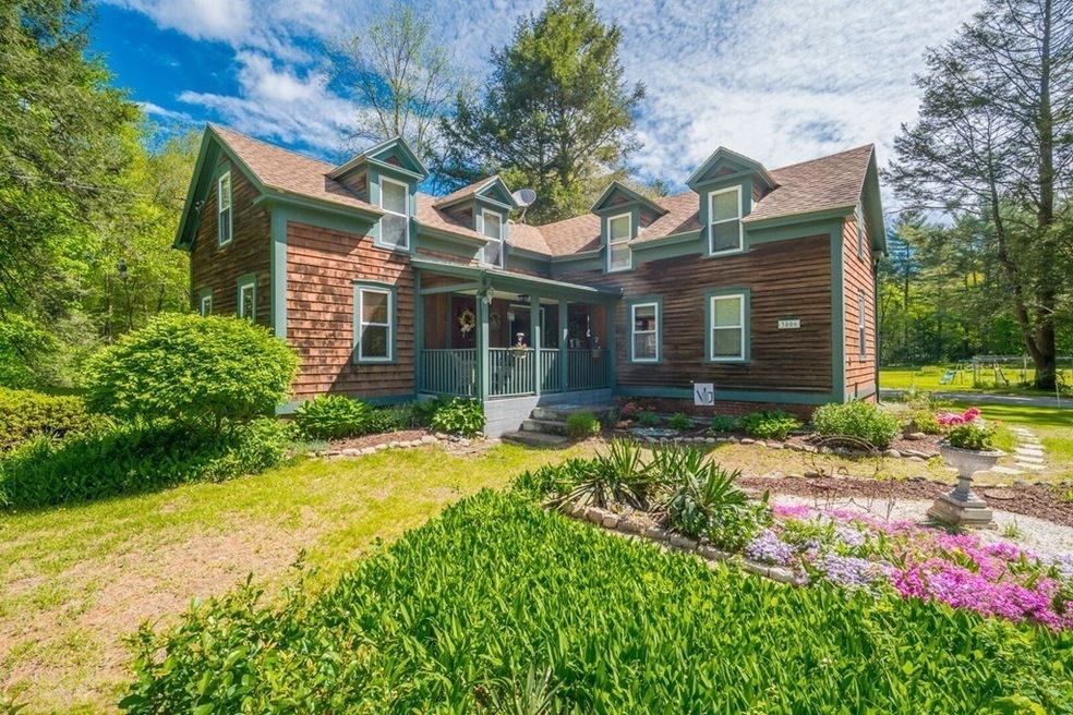 3006 Thorndike St, Palmer, MA 01069 - photo 1