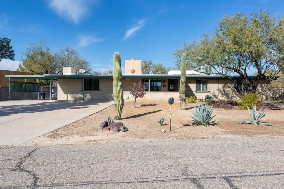 1036 W Placita Camillia, Tucson, AZ 85704 - photo 1