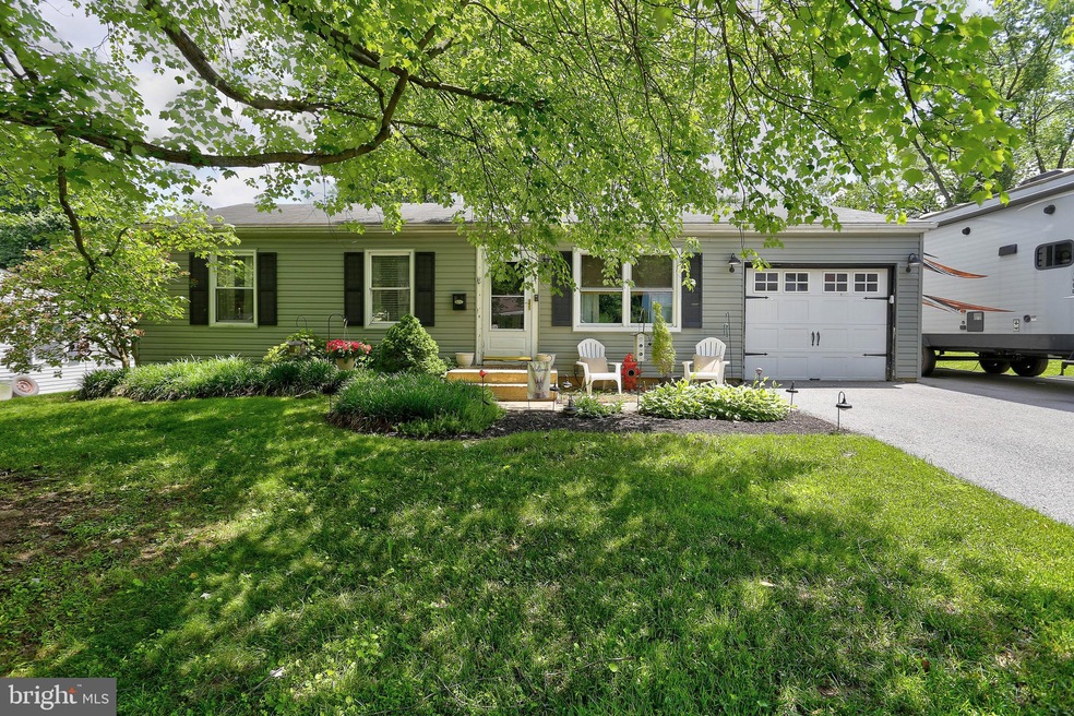 206 Greenview Ave, Reisterstown, MD 21136 - photo 1