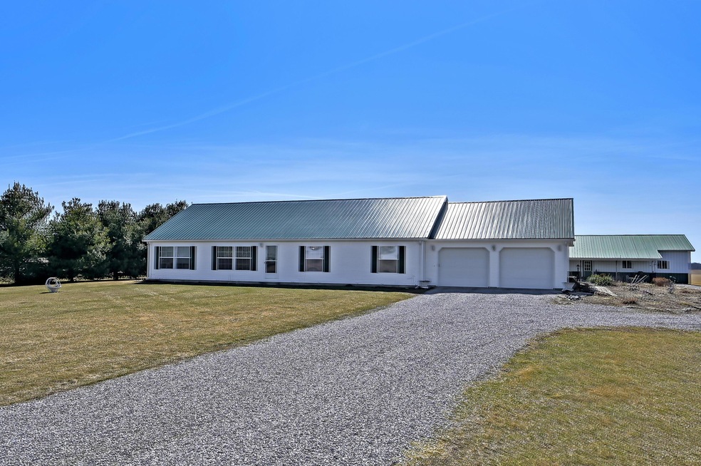 7775 Linn Hipsher Rd, Caledonia, OH 43314 - photo 1