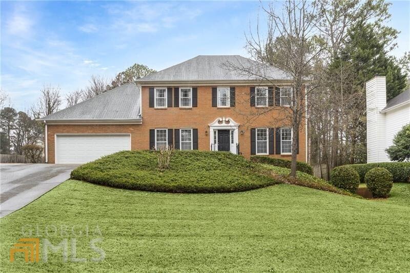 Traditional style home in Parsons Station