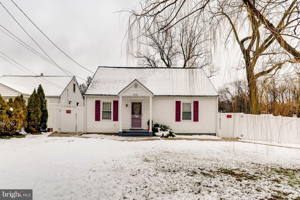 8645 Oakleigh Rd, Parkville, MD 21234 - photo 1