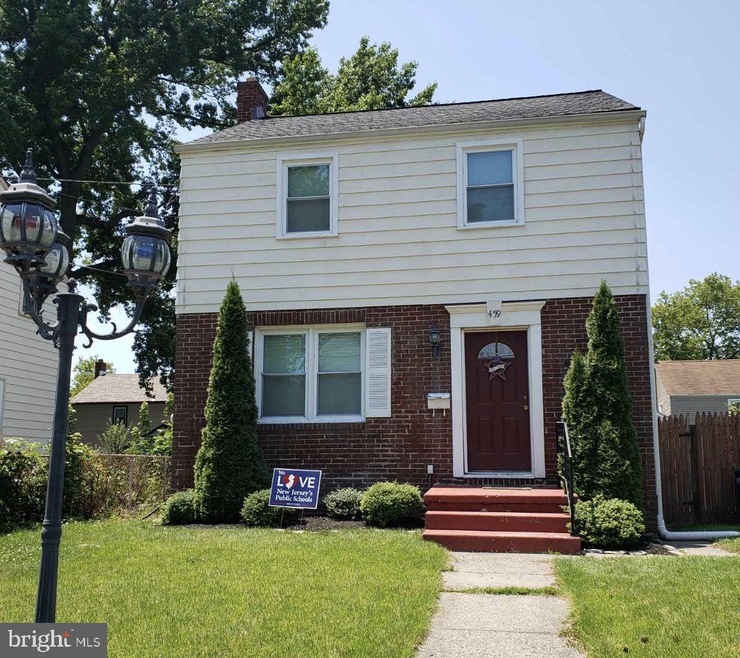 459 Griscom Dr, Woodbury, NJ 08096 - photo 1