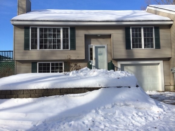 92 High St unit A, Stratham, NH 03885 - photo 1