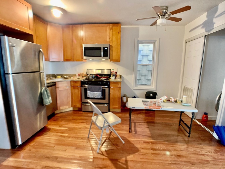 195 Webster Ave unit 2, Jersey City, NJ 07307 - photo 1