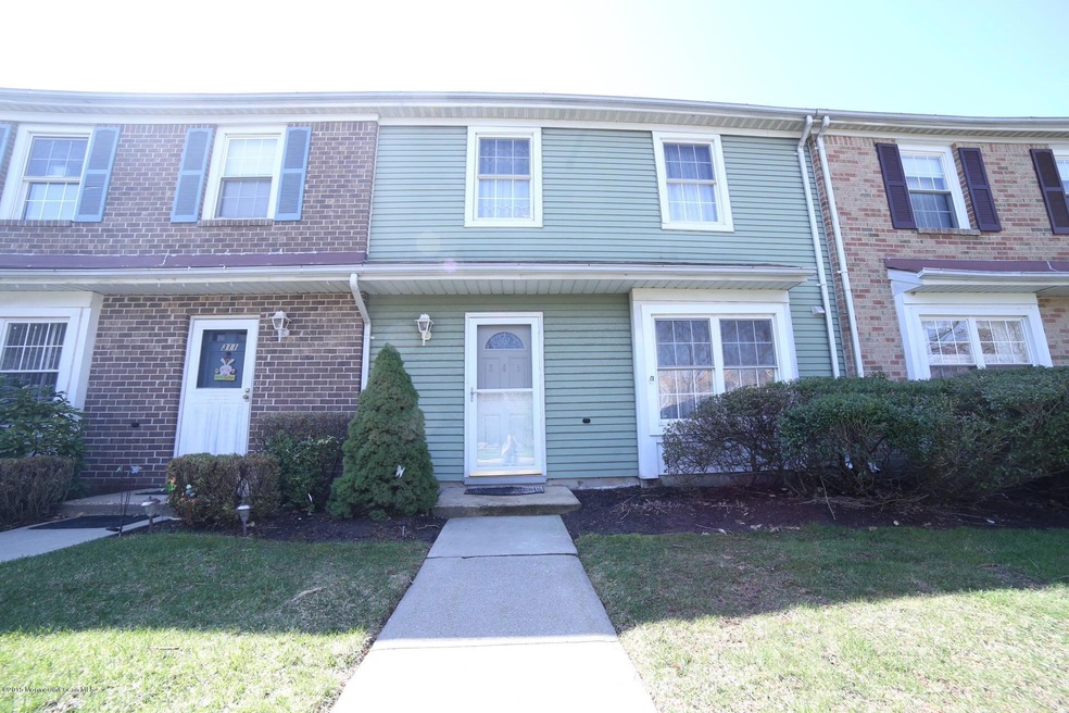 01 Front Exterior 2