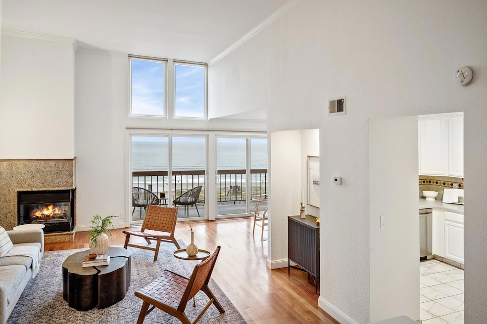 Sold $905,000 • Co-Listing Agent