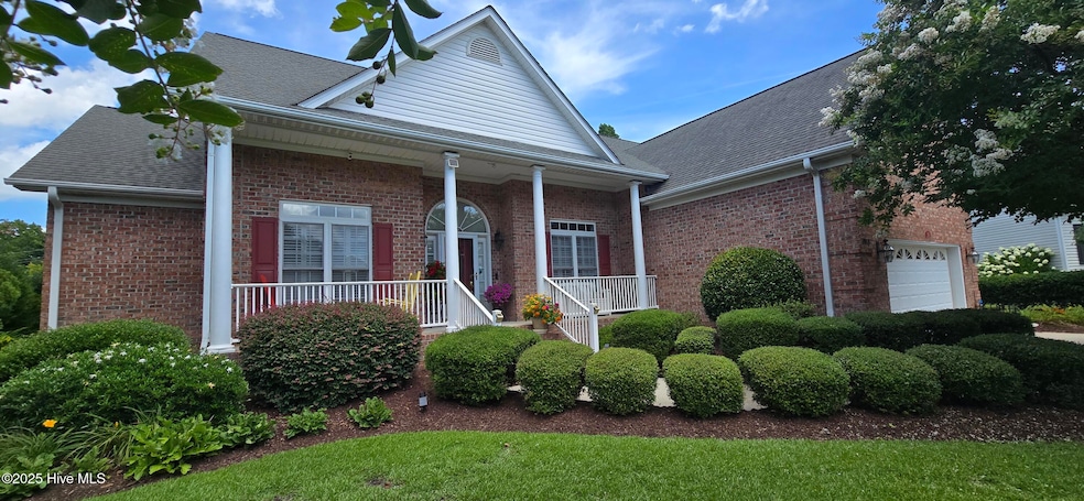For Sale $459,900 • Co-Listing Agent