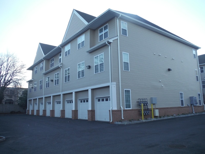 410 Howe Ave unit 7, Passaic, NJ 07055 - photo 1