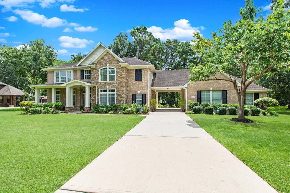 30126 E Legends Trail Dr, Spring, TX 77386 - photo 1