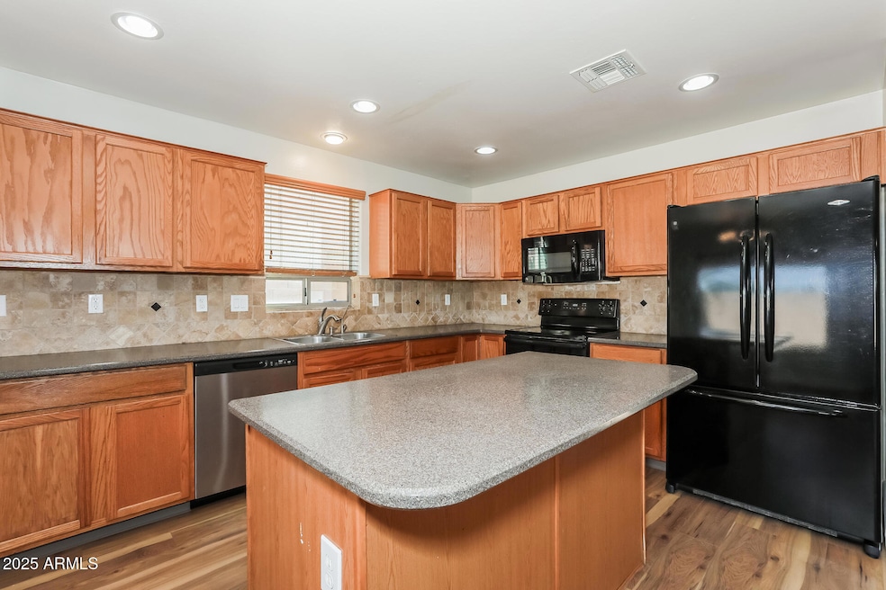 298 W Dana Dr, San Tan Valley, AZ 85143 - photo 1