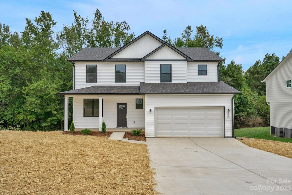 4012 Hereford Ln, Dallas, NC 28034 - photo 1