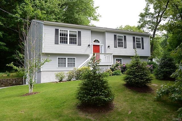 1A di Rubbo Dr, Cortlandt Manor, NY 10567 - photo 1