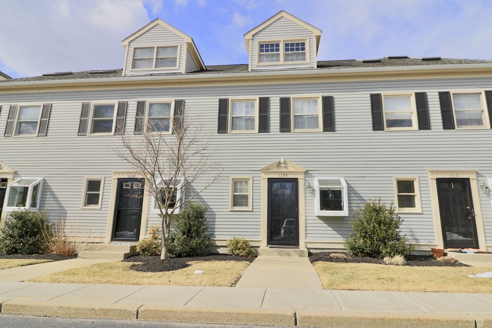 1300 Lagrange St unit 1308, Boston, MA 02116 - photo 1