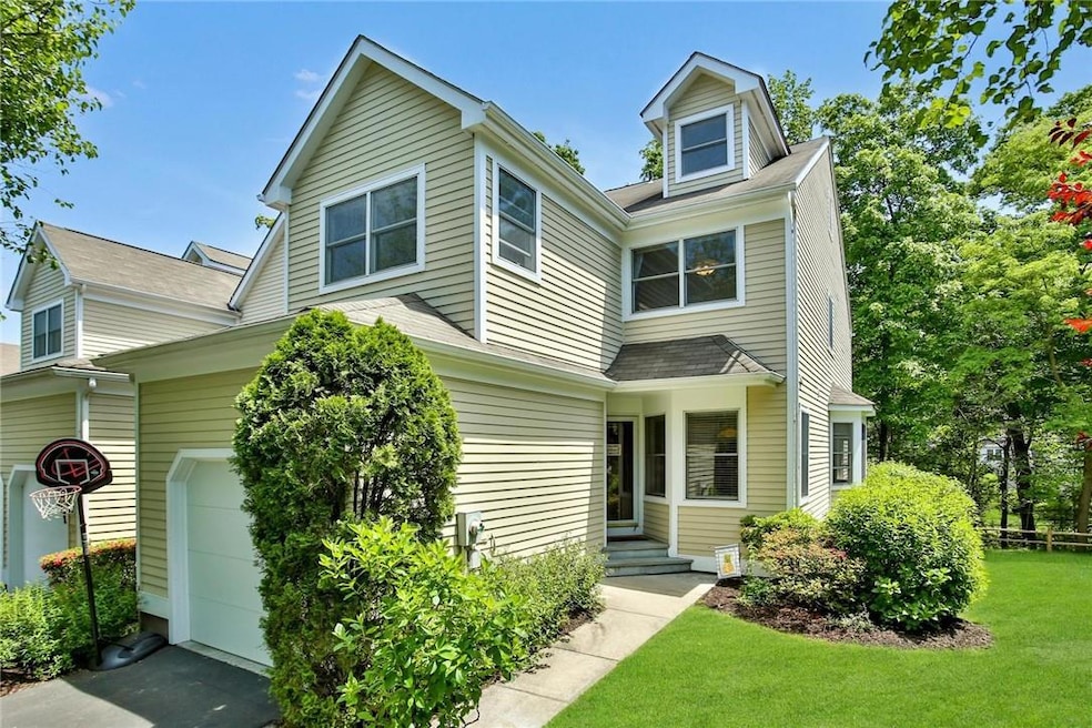 705 Pheasant Woods Rd, Briarcliff Manor, NY 10510 - photo 1