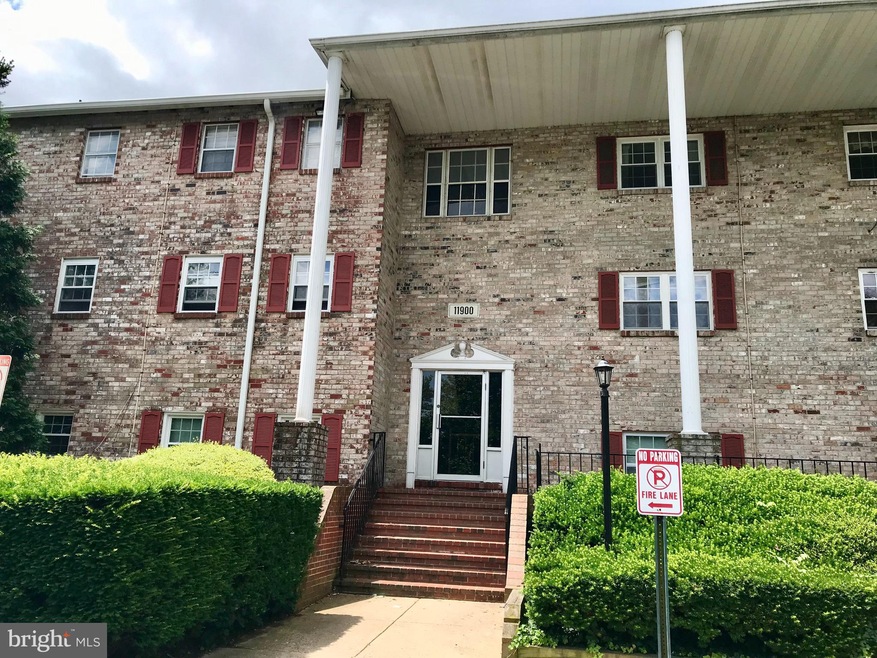 11900 Tarragon Rd unit I, Reisterstown, MD 21136 - photo 1