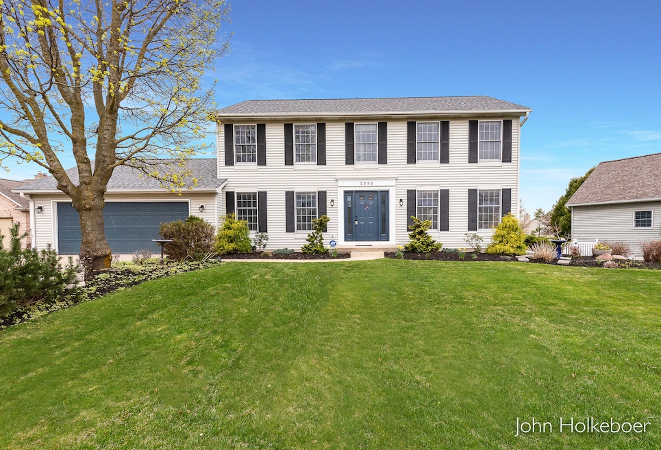 1_Front Exterior-4