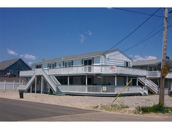 8 Duston Ave unit 1, Hampton, NH 03842 - photo 1