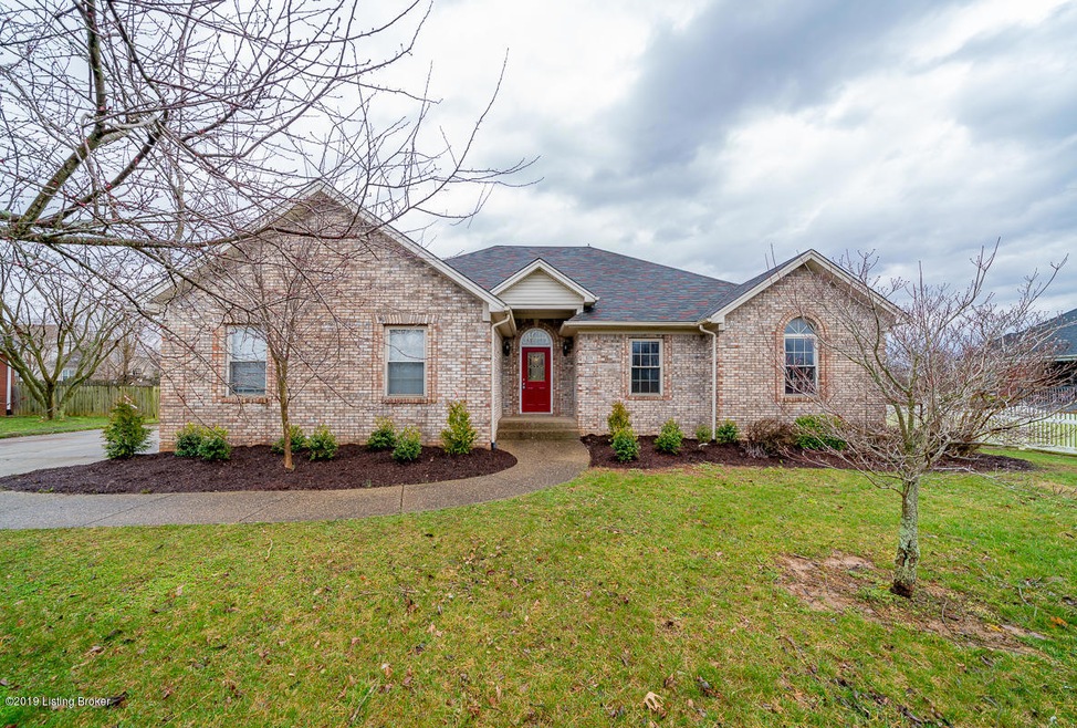 571 Blackberry Cir, Mount Washington, KY 40047 - photo 1