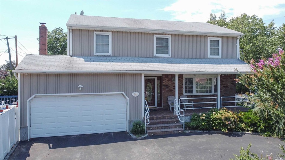 60 Hungry Harbor Rd, Valley Stream, NY 11581 - photo 1
