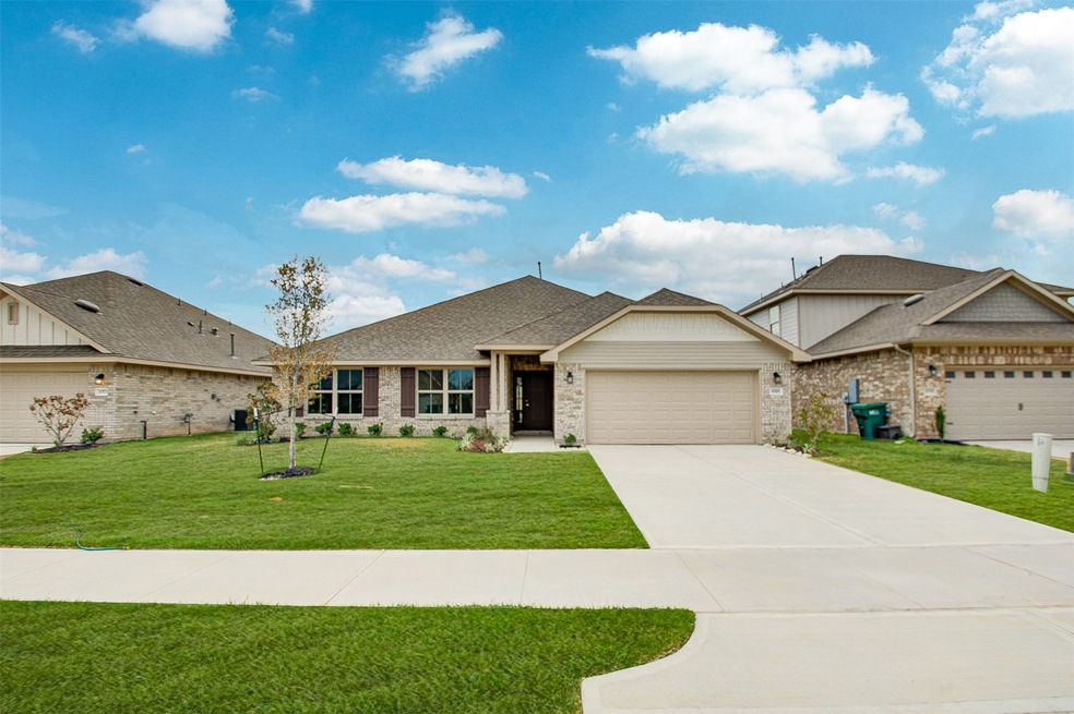 30181 Kingston Heath Dr, Cleveland, TX 77327 - photo 1