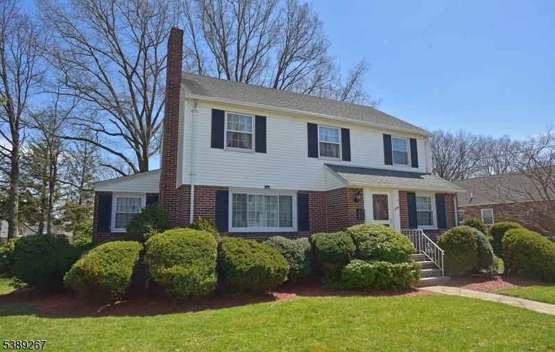 1259 Grandview Ave, Union, NJ 07083 - photo 1