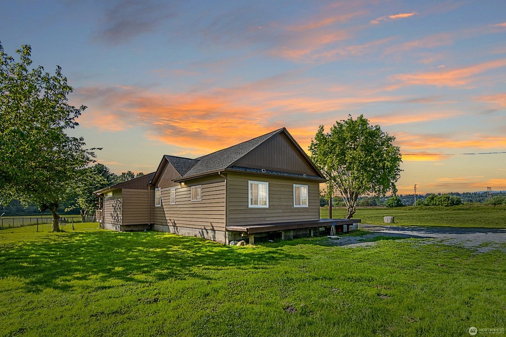 2103 Larson Rd, Stanwood, WA 98292 - photo 1