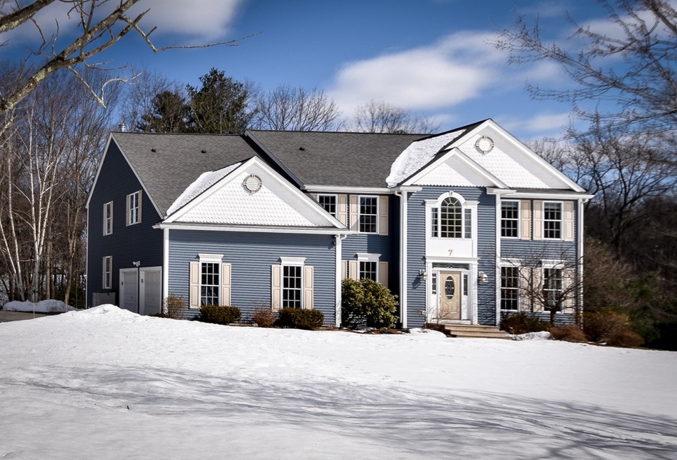 7 Whirty Cir, Hopkinton, MA 01748 - photo 1