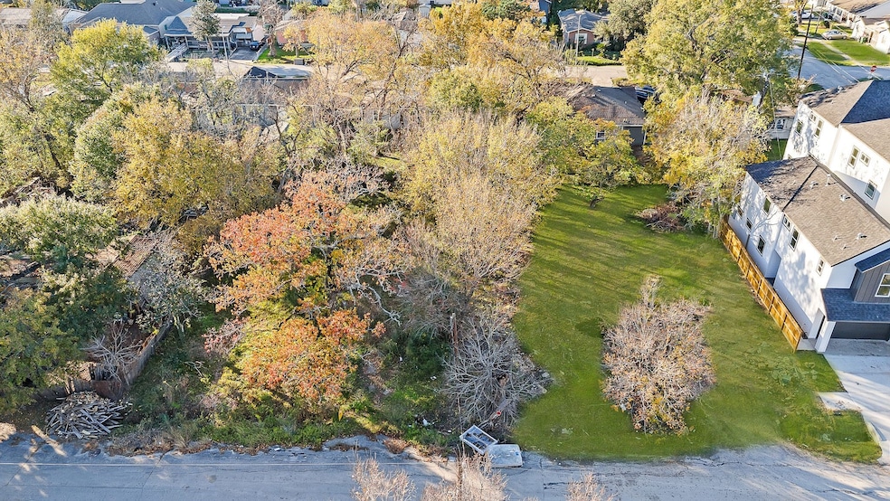 7010 Sidney St, Houston, TX 77021 - photo 1