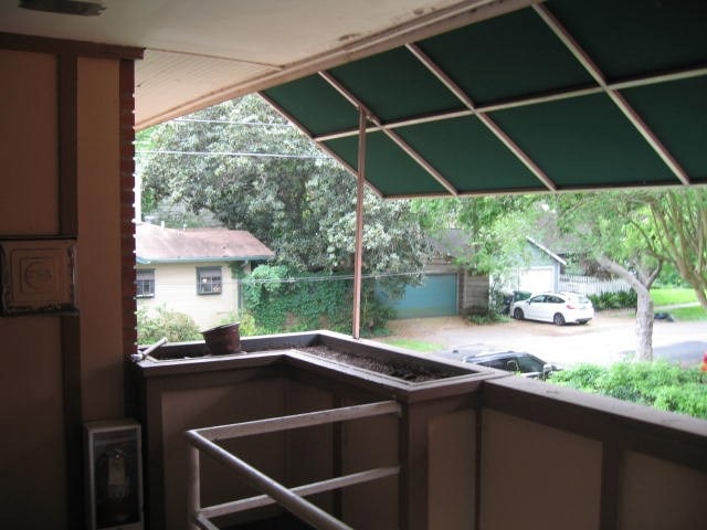 1910 Vermont St unit 4, Houston, TX 77019 - photo 1