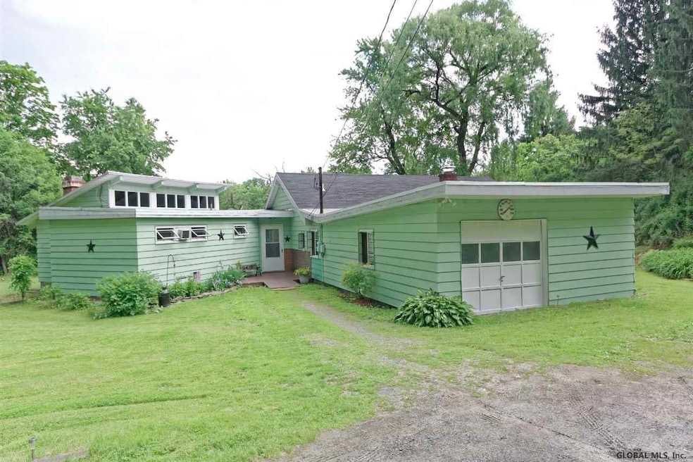 250 Goldfoot Rd, Schenectady, NY 12302 - photo 1