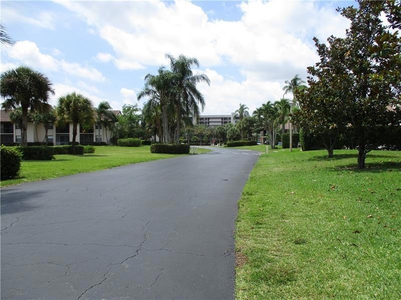 22064 Palms Way unit 2050, Boca Raton, FL 33433 - photo 1