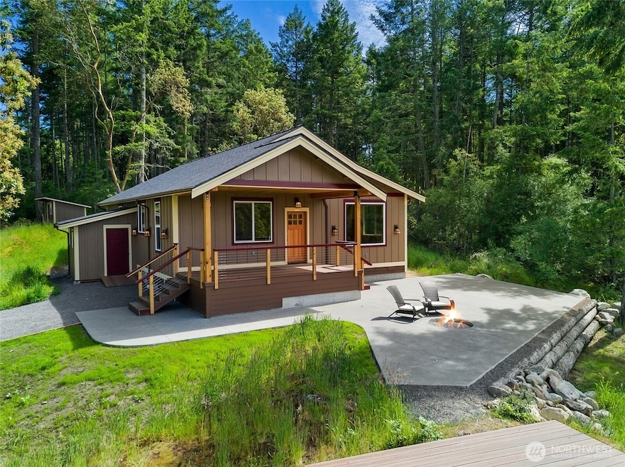 For Sale $975,000 • Co-Listing Agent