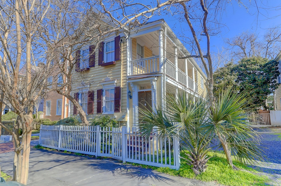 232 Rutledge Avenue