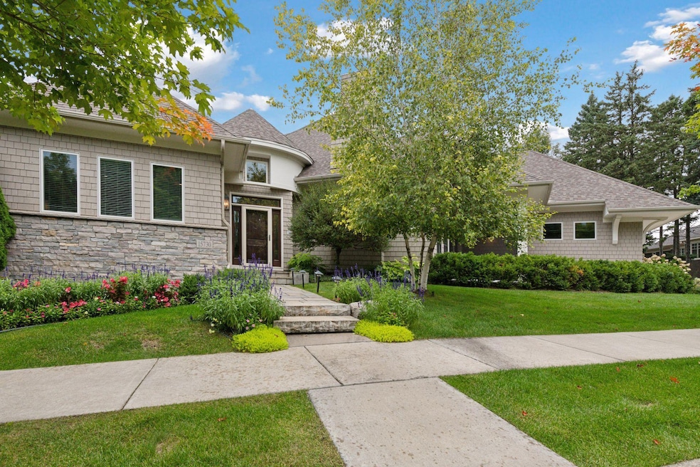 15730 Portico Dr, Wayzata, MN 55391 - photo 1