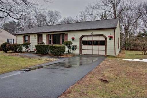 359 Village St, Medway, MA 02053 - photo 1