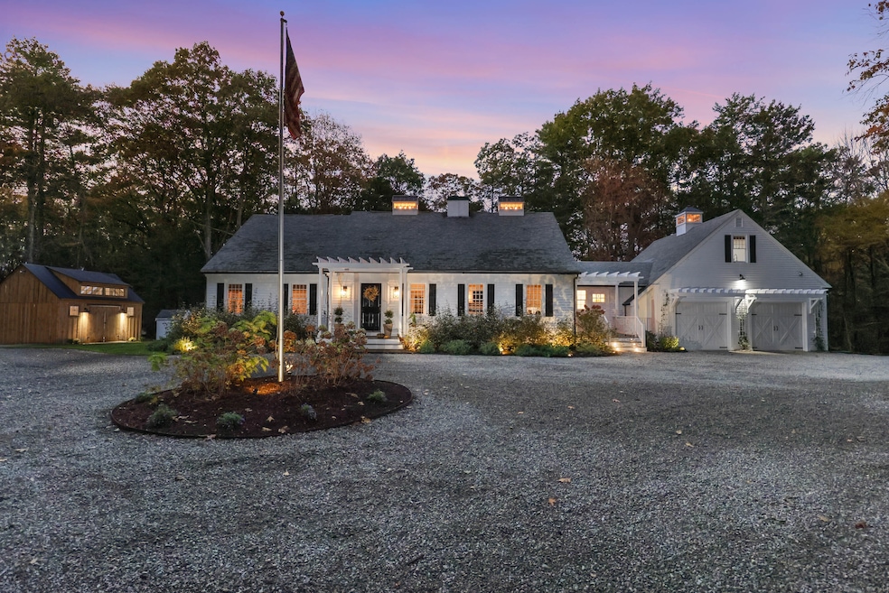 1215 Route 197, Woodstock, CT 06281 - photo 1