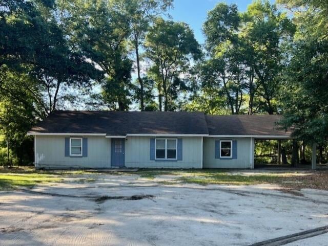 121 Ramsey Branch Rd, Freeport, FL 32439 - photo 1