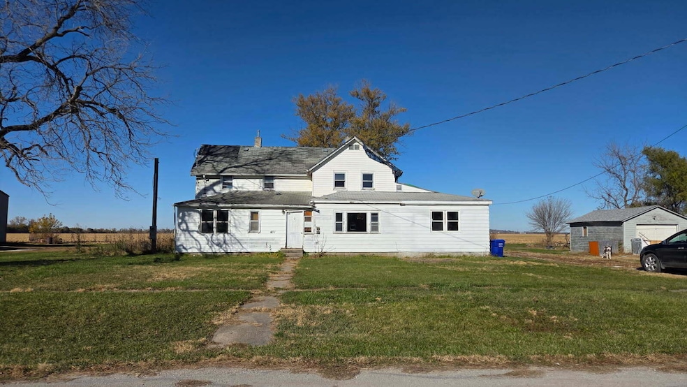 401 Cedar St, Mondamin, IA 51557 - photo 1