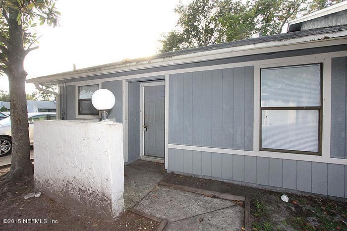 7627 Indian Lakes Dr unit 1, Jacksonville, FL 32210 - photo 1