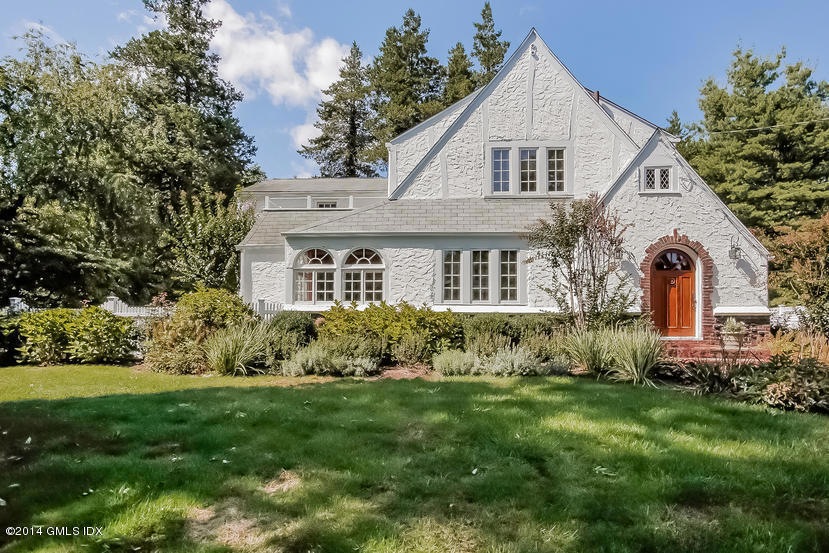 001-Front_View-1233904-mls