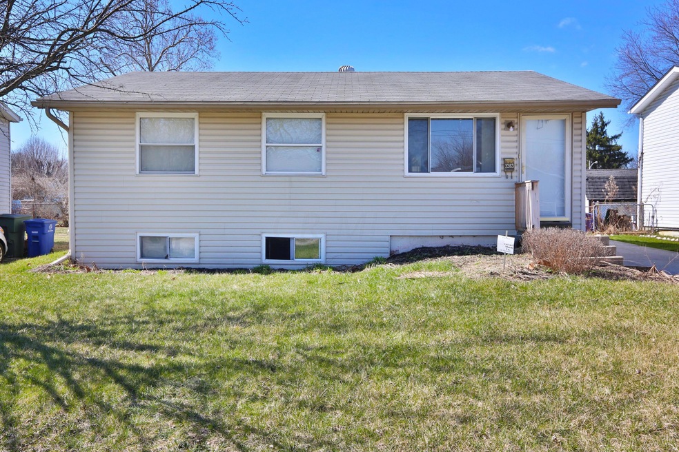 2263-Cardston-02