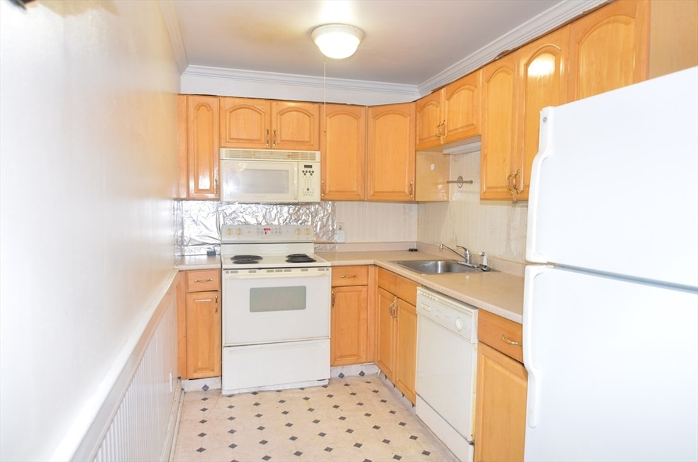 For Rent $2,050/month