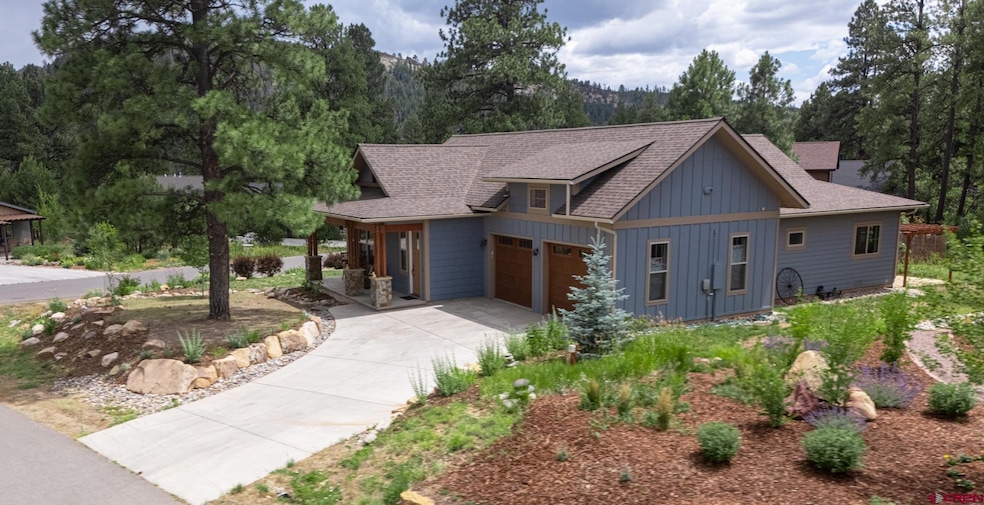 For Sale $949,500 • Co-Listing Agent