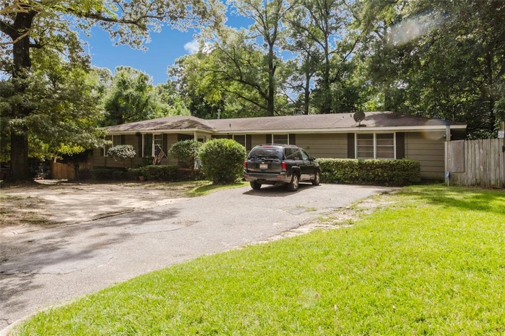 417 Thornton Place, Mobile, AL 36609 - photo 1