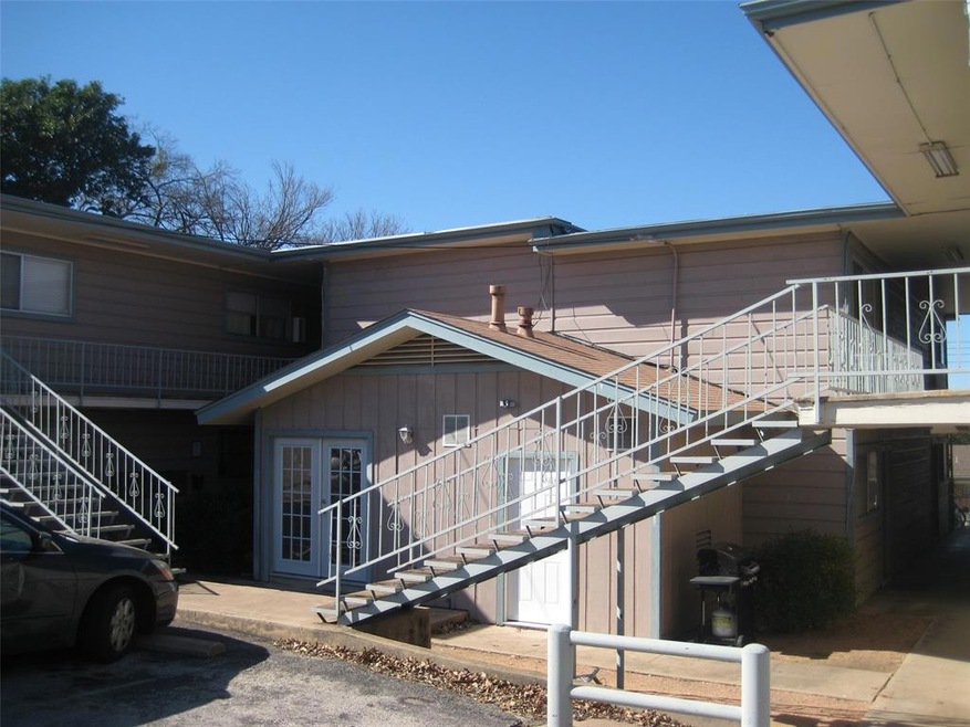 924 E Dean Keeton St unit 123, Austin, TX 78705 - photo 1