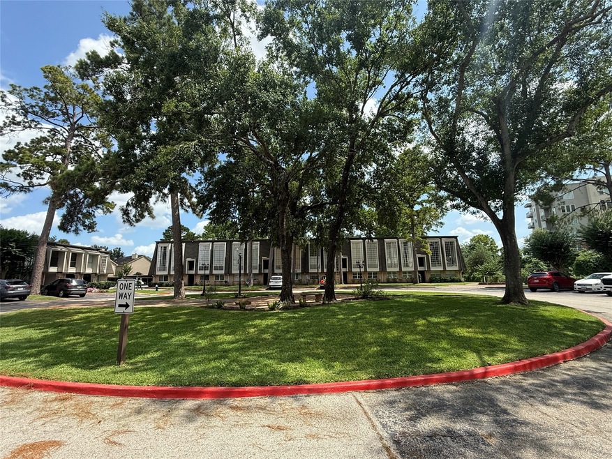 12633 Memorial Dr unit 236, Houston, TX 77024 - photo 1