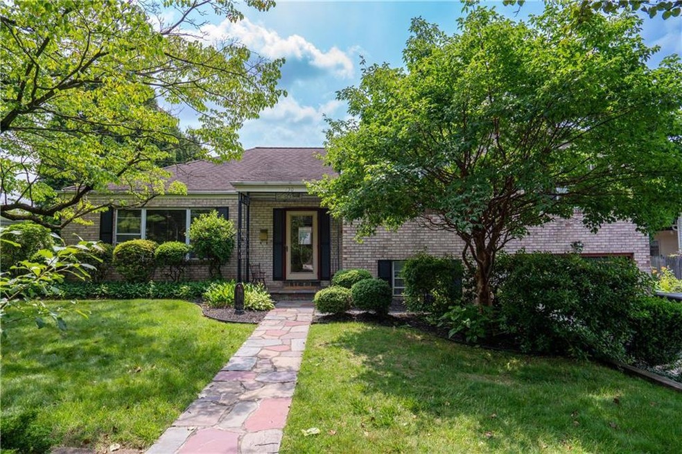 730 N 30th St, Allentown, PA 18104 - photo 1