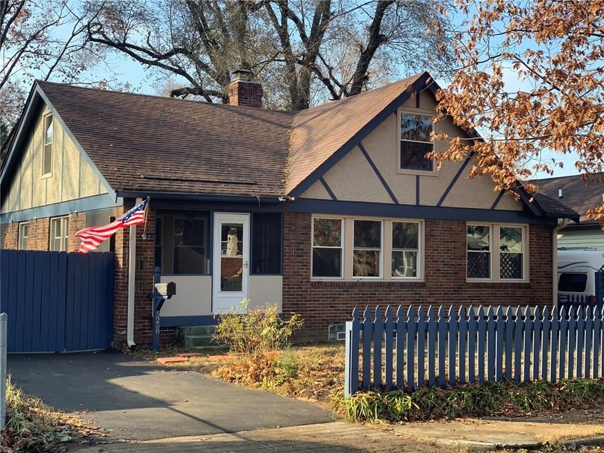 5258 Guilford Ave, Indianapolis, IN 46220 - photo 1