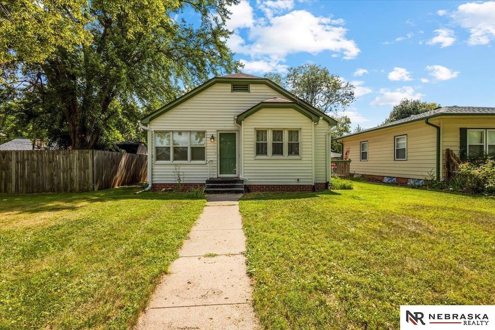 2007 2nd Ave, Nebraska City, NE 68410 - photo 1